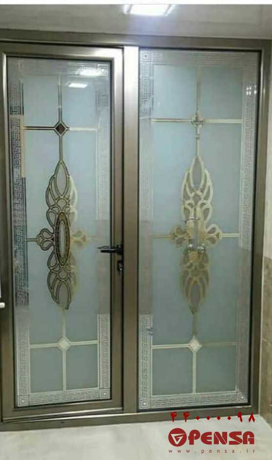 شیشه‌های با طرح‌های سه‌بعدی