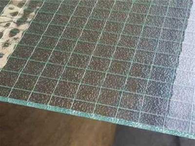 شیشه سیمی چیست؟