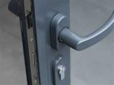 علت بسته نشدن پنجره